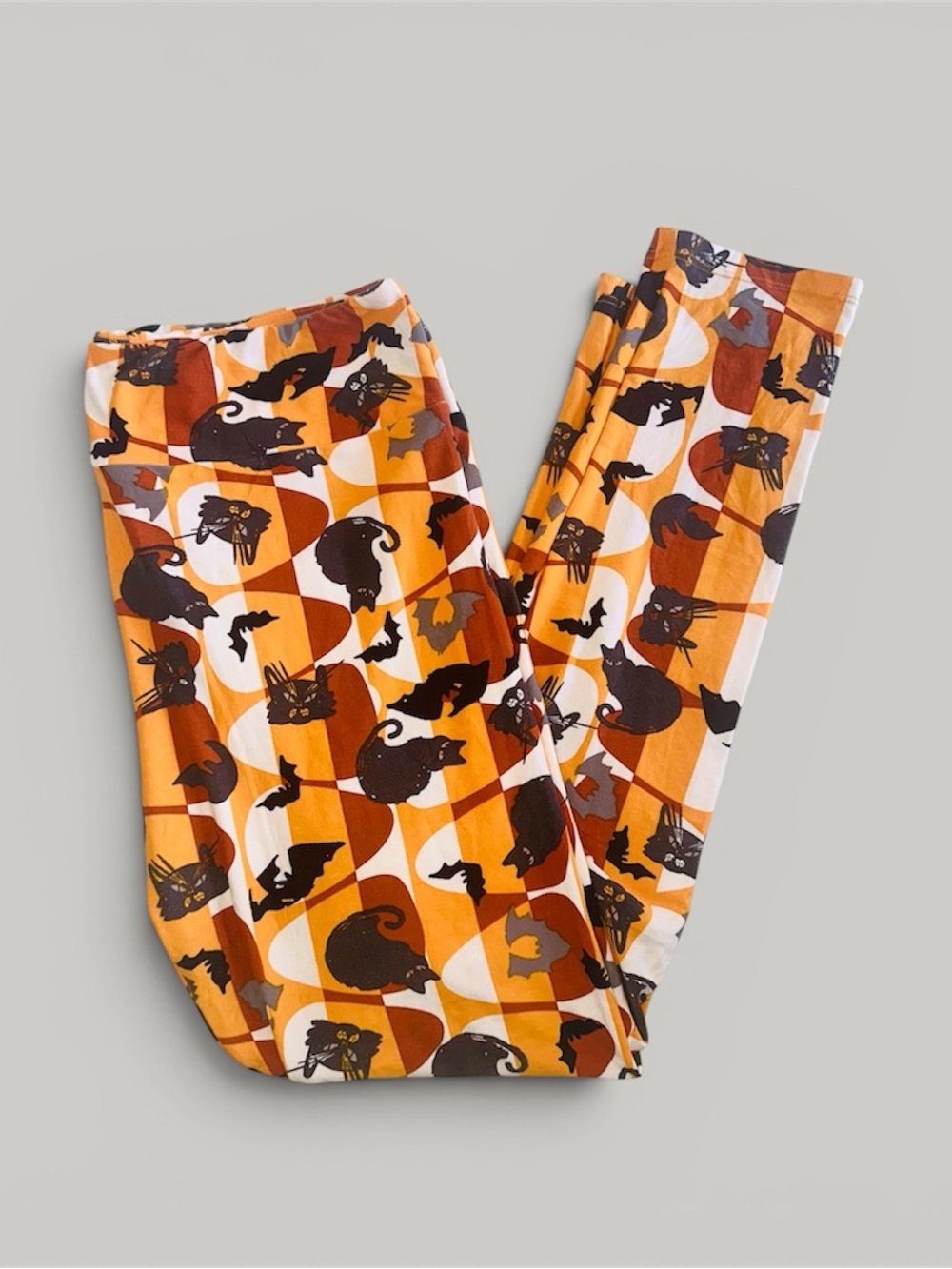 LuLaRoe Tall & Curvy Leggings